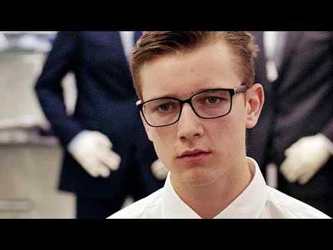 Sebastian springt über Geländer - trailer 1