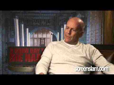 A Good Day to Die Hard - Bruce Willis Exclusive interview 2/2