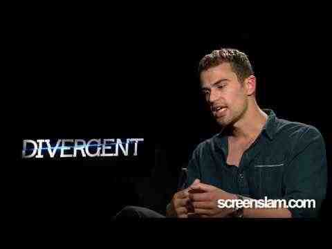Divergent - Theo James Interview