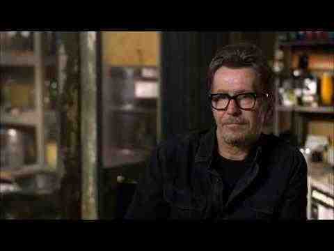 Dawn of the Planet of the Apes - Gary Oldman Interview