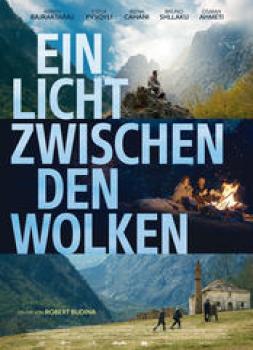 Ein Licht zwischen den Wolken