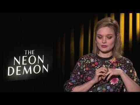 The Neon Demon - Bella Heathcote 