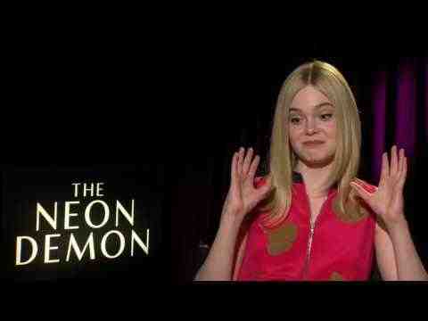 The Neon Demon - Elle Fanning 