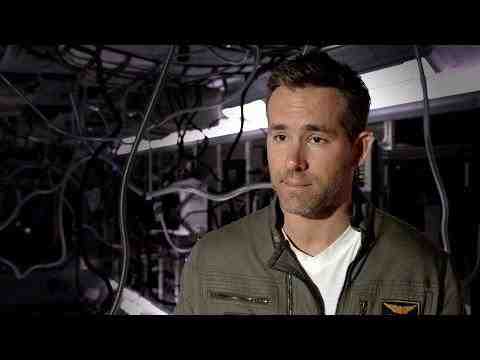Life - Featurette 