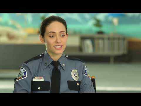 Cold Pursuit - Emmy Rossum Interview