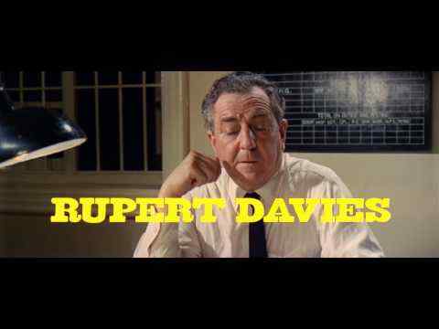 Five Golden Dragons - trailer