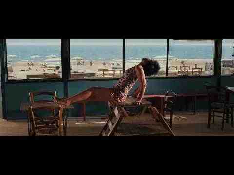 Tutti al mare - trailer