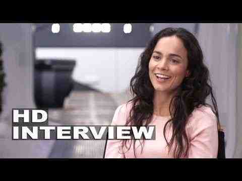 Elysium - Alice Braga Interview
