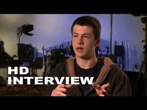 Prisoners - Dylan Minnette Interview